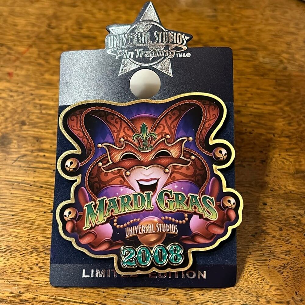 Universal Studios Pin Trading Mardi Gras 2008 #A21 Limited Edition New on Card